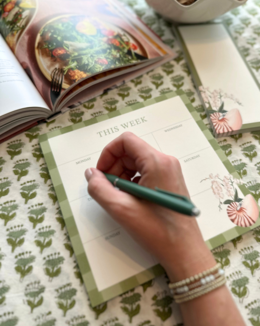 Nautilus and White Orchid Weekly Planning Notepad