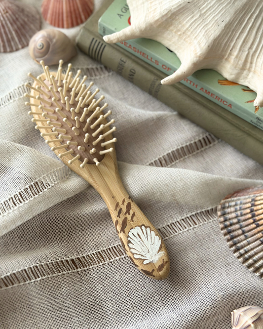 Junonia Shell and Fish Baby Brush